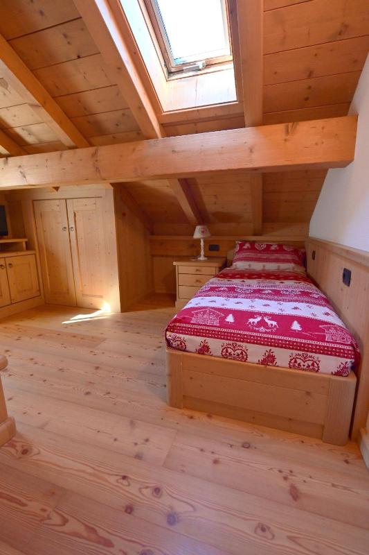 Two-Bedroom House image 2