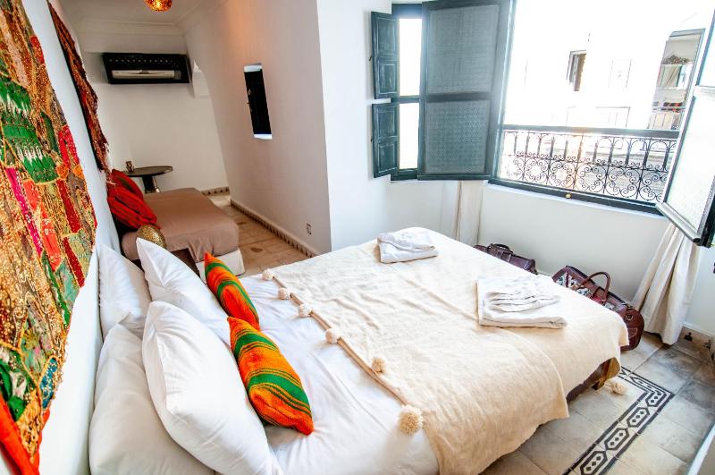 Riad Makila - image 14