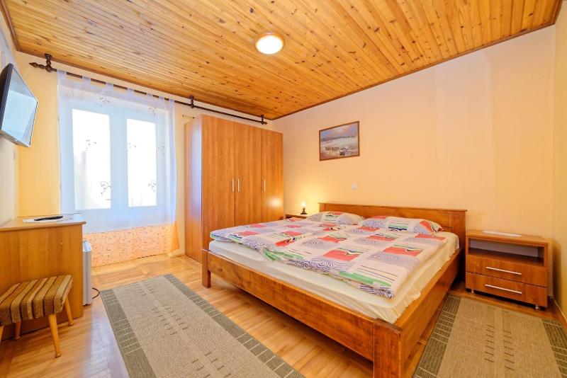 Double Room with Private Bathroom image 4