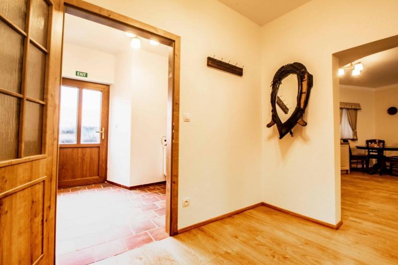 One-Bedroom Apartment with Terrace image 2