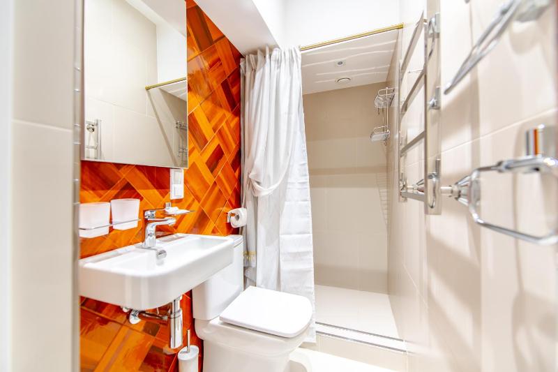 Double Room with Private Bathroom image 3