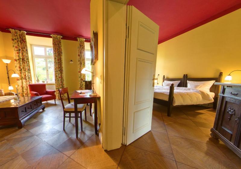 Suite image 2