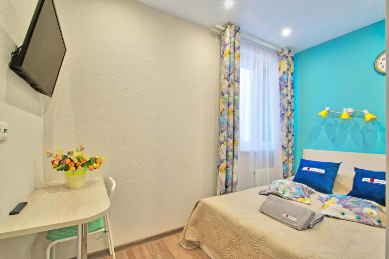 One-Bedroom Apartment image 3