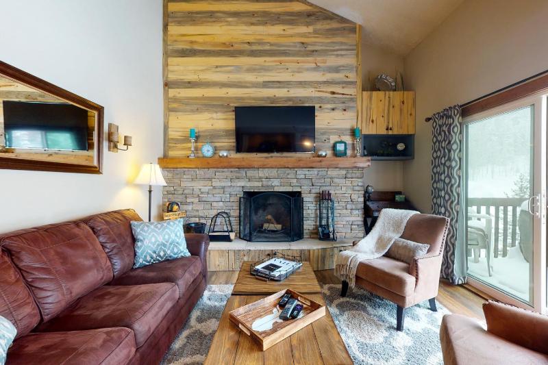 Three-Bedroom Apartment image 1
