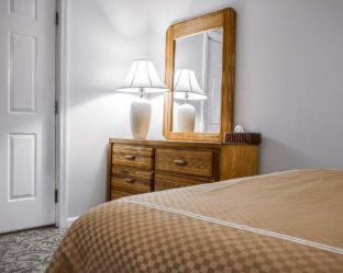 Room #49028905 image 3