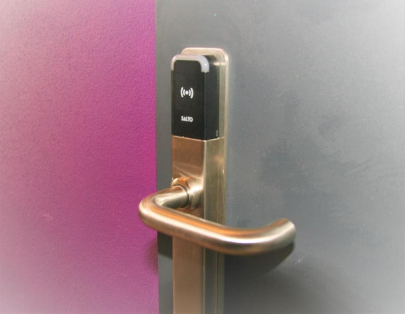 12-Bed Mixed Dormitory Room image 1