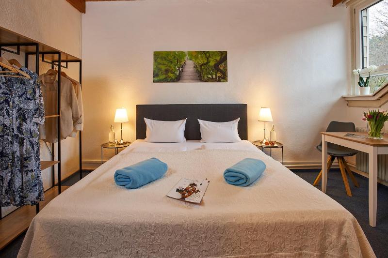 Double Room image 1