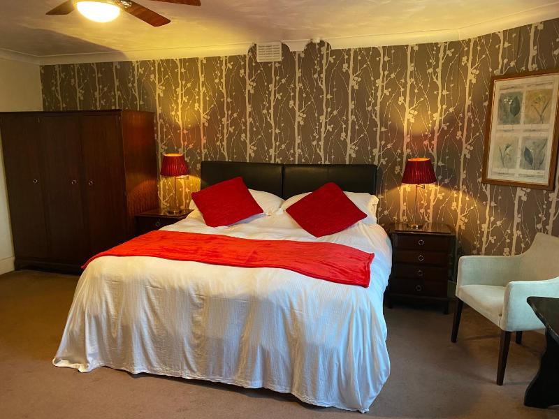 The Kingswood Guest House - Adult Only - image 23