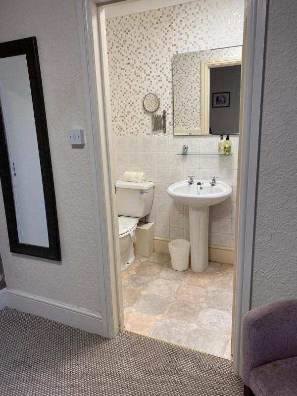 The Kingswood Guest House - Adult Only - image 21