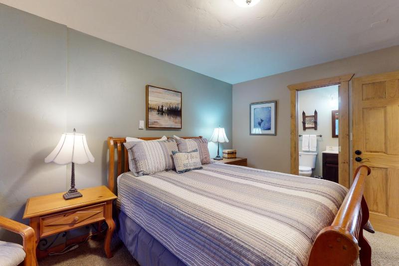 Apartment image 3
