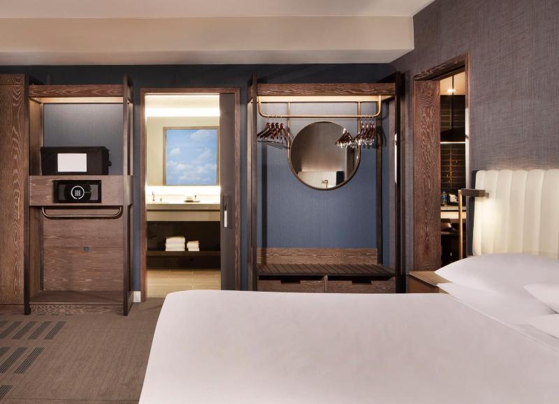 Suite image 3