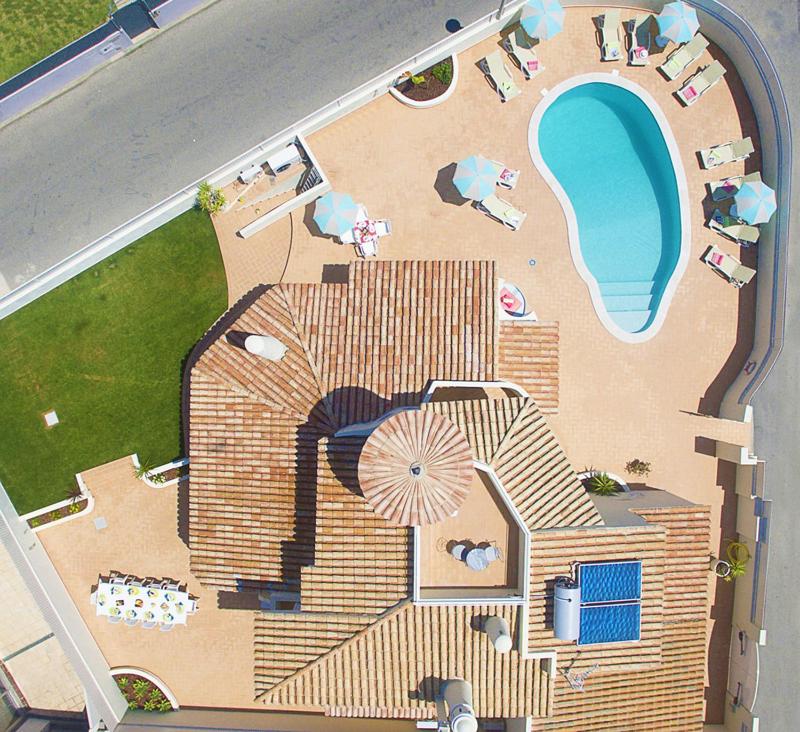 Villa Moorea - Moradia com piscina aquecível ginásio e BBQ - Galé Albufeira - image 14