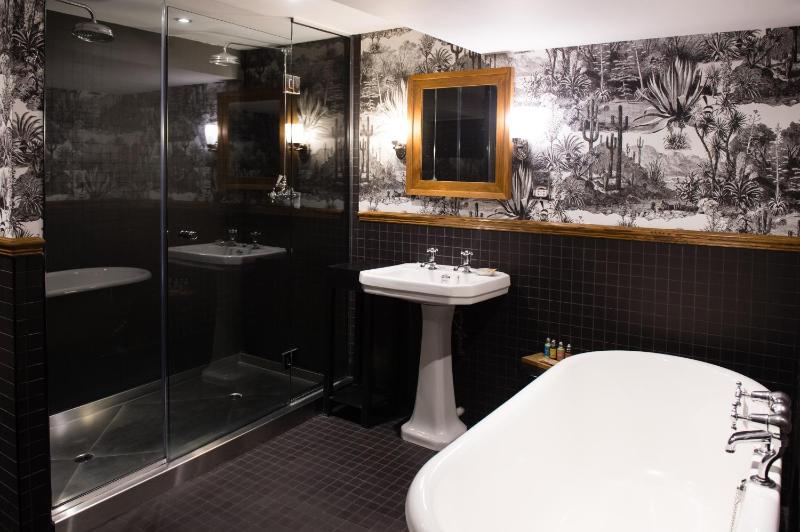 Suite image 4