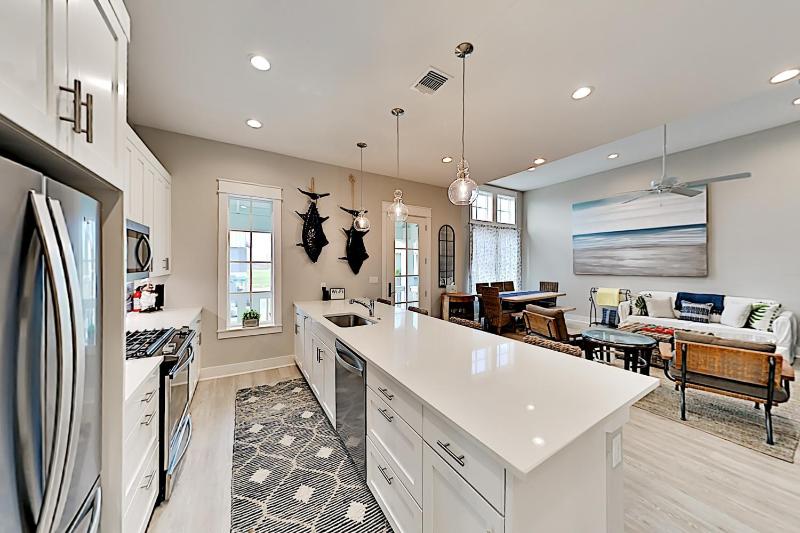 Three-Bedroom Townhouse image 2