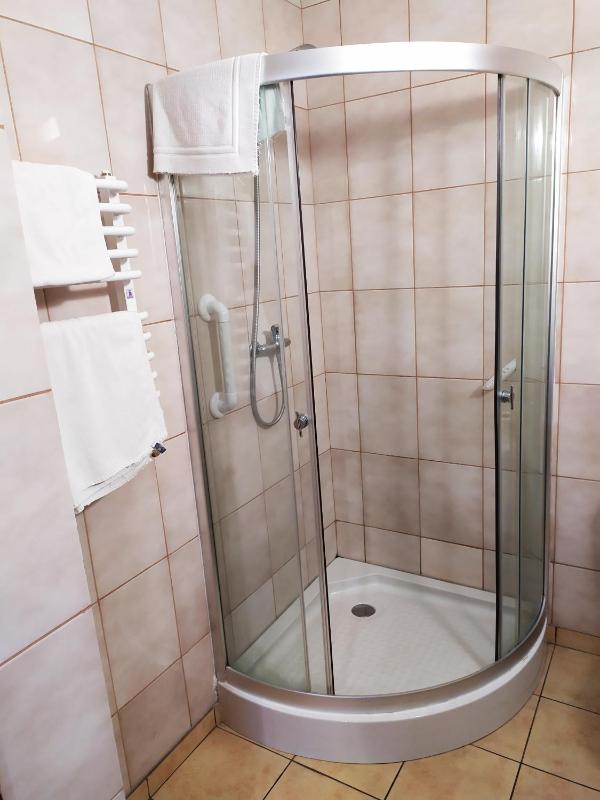 Deluxe Double Room with Balcony image 4