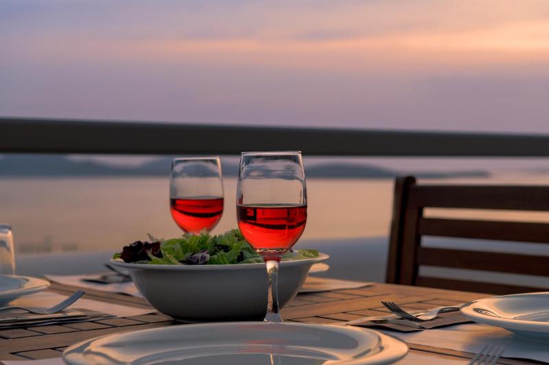 Suite with Sea View image 3