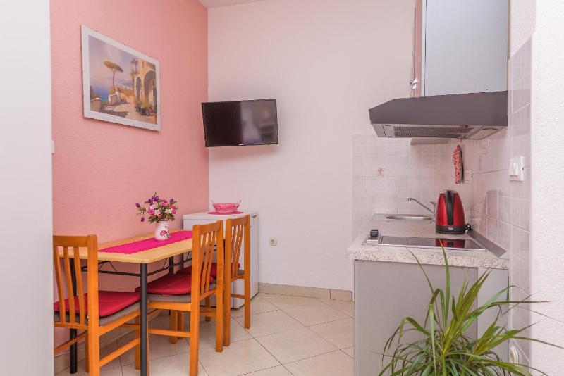 Apartments Luce - image 30