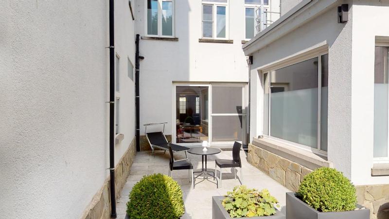 Apartment with Terrace image 3