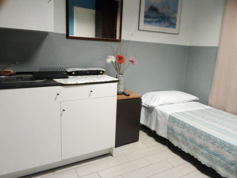 Studio Apartment image 2