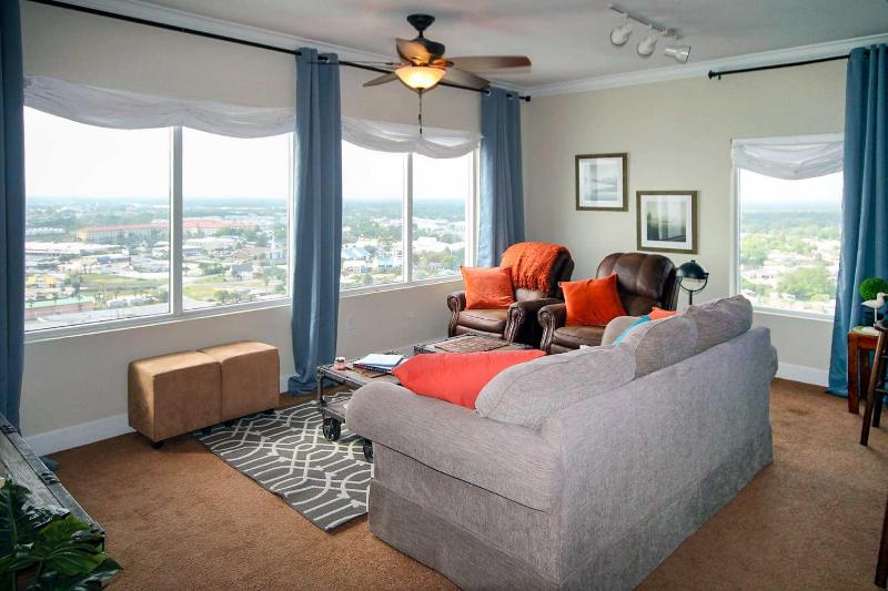 Apartment image 3