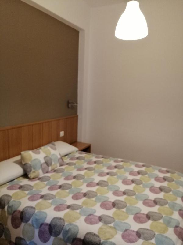 Small Double Room image 3