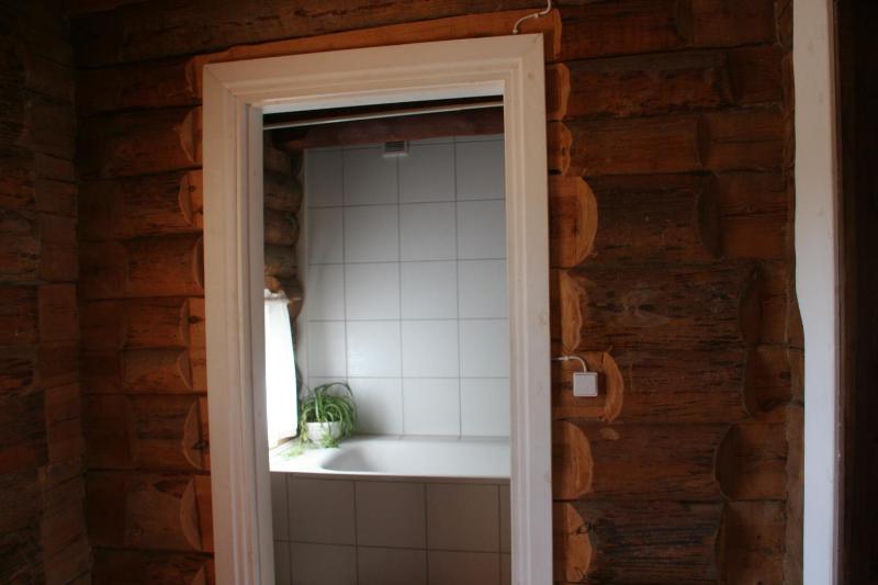 Large Double Room image 4