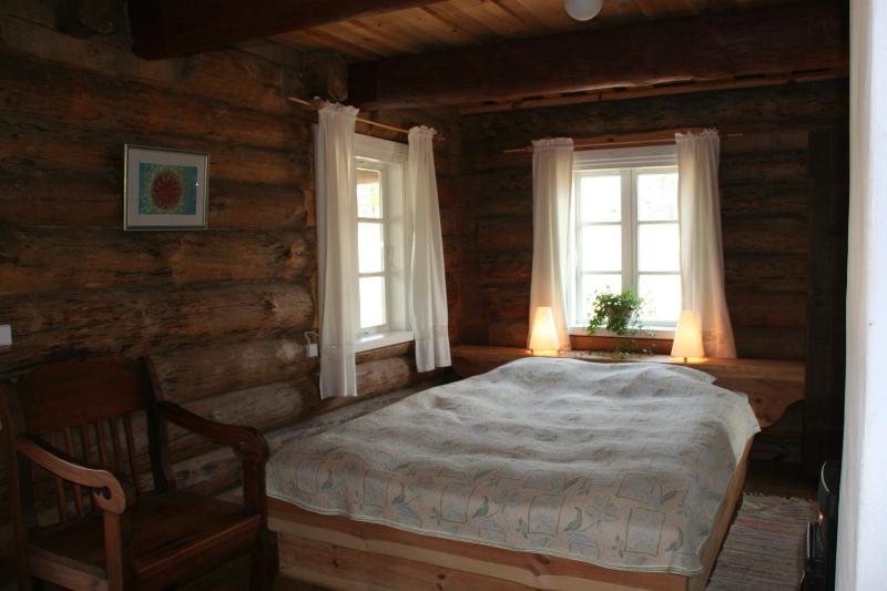 Large Double Room image 2