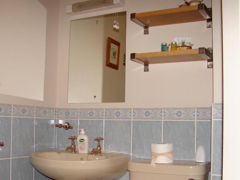 Double Room image 2