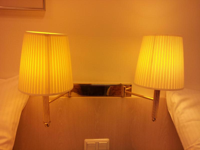 Twin Room image 2