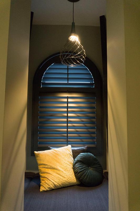 Deluxe King Room image 4