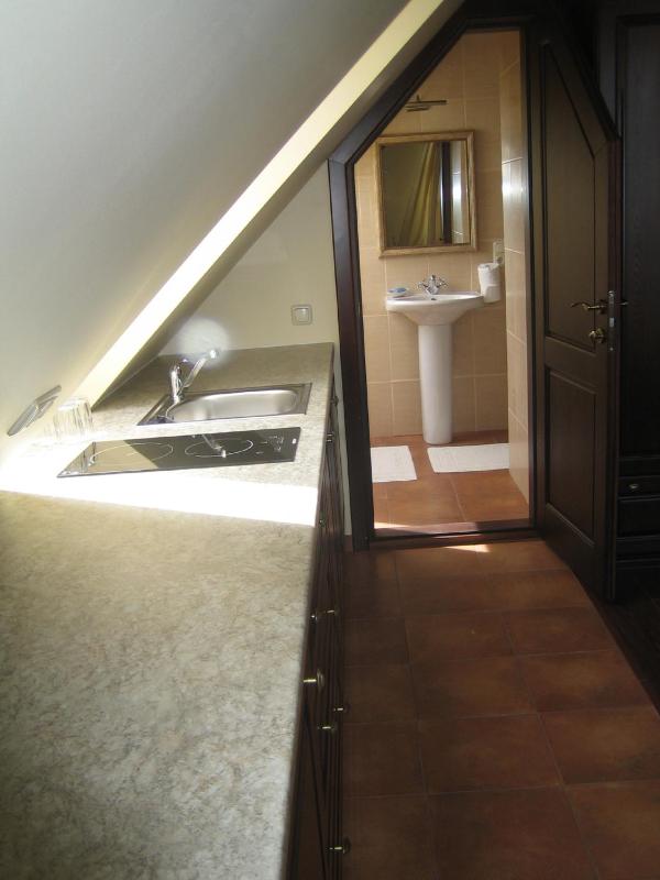 Studio Apartment image 2