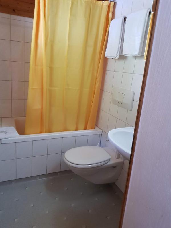 Quadruple Room image 2