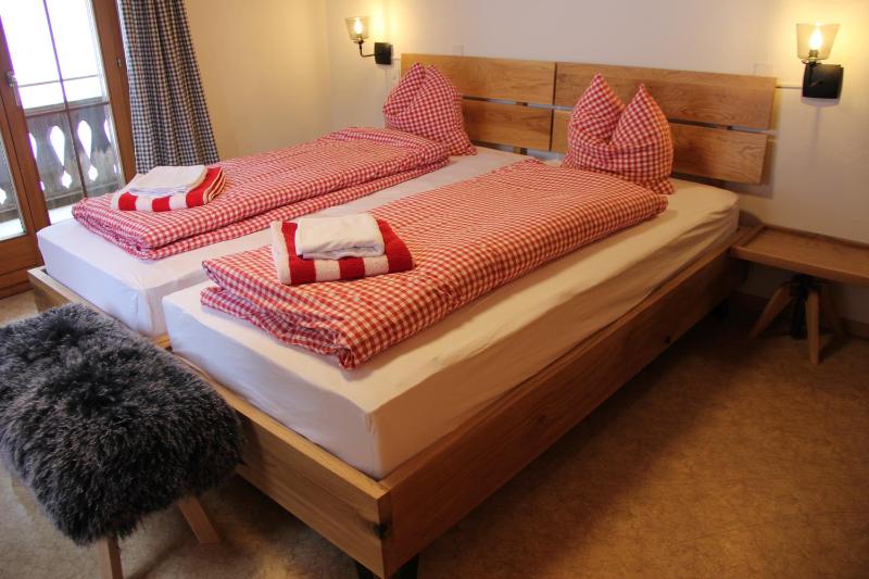Standard Double Room image 3