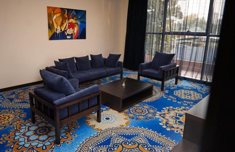 King Suite image 1