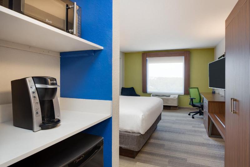 Holiday Inn Express Hotel & Suites Tampa-Fairgrounds-Casino By IHG - image 9