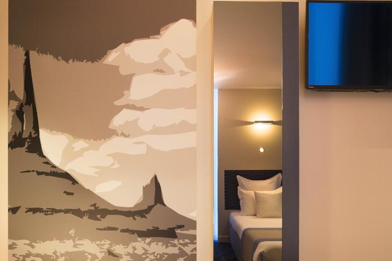 Comfort Single Room image 3