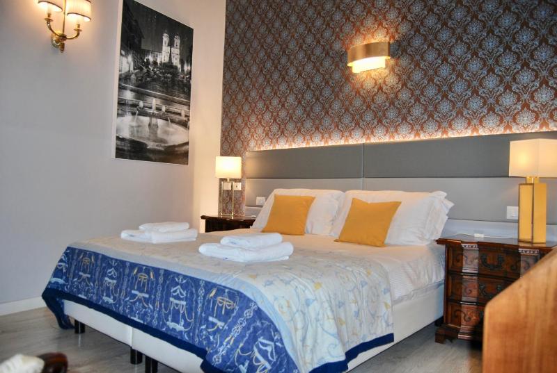Deluxe Queen Suite image 3