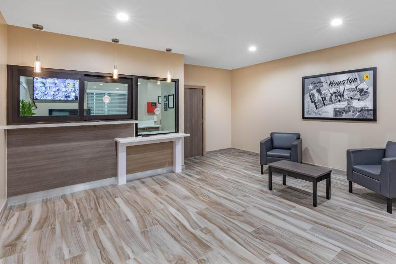Super 8 by Wyndham Houston NW Beltway 8/West Rd - image 33