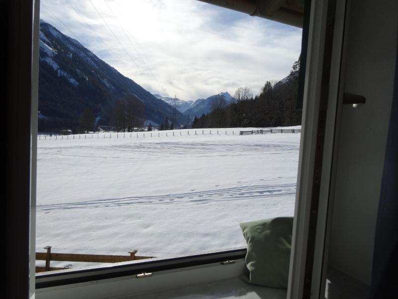 Apartment with Mountain View image 3
