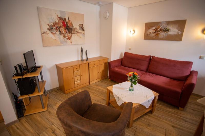 Apartment with Mountain View image 3