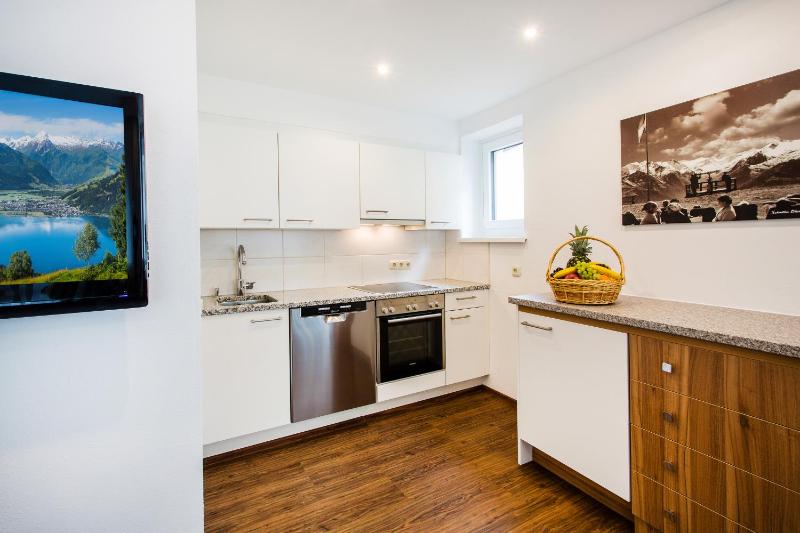 Standard Two-Bedroom Apartment image 3