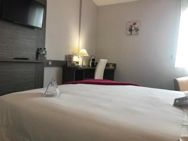 Superior Double Room image 4