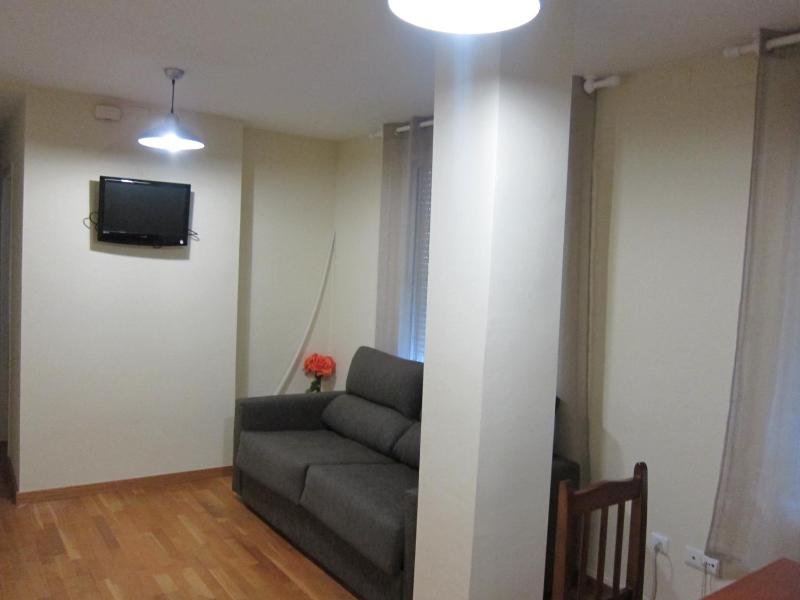 Apartamentos Valencia - image 16