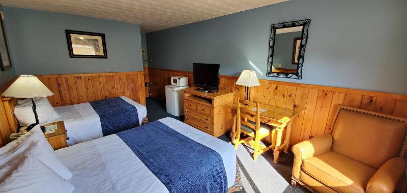 Standard Double Room image 2