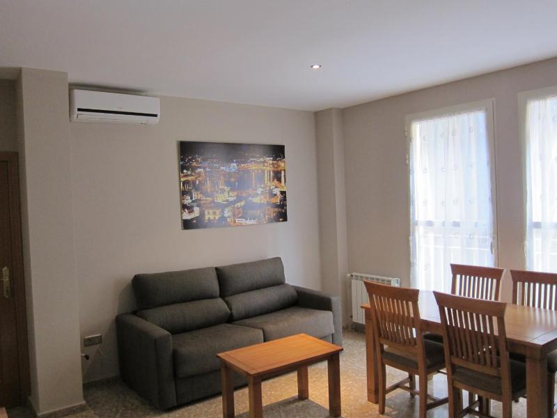 Apartamentos Valencia - image 10