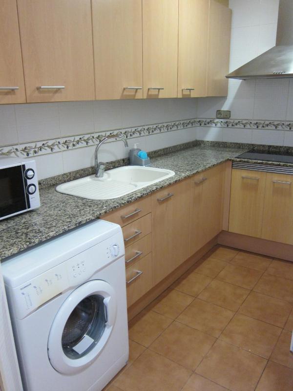 Apartamentos Valencia - image 9