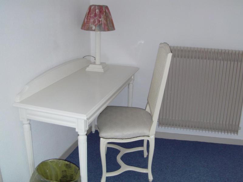Single Room image 3