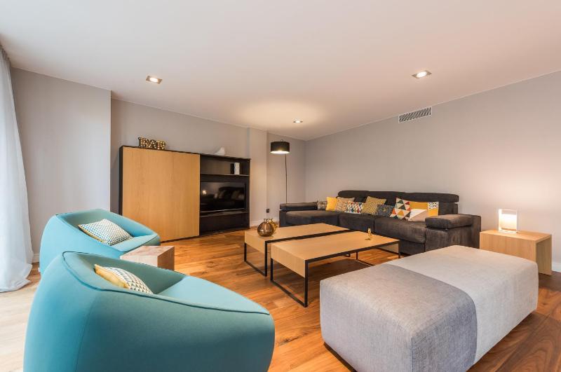 Grand Suite 3 Bedroom Apartment image 3