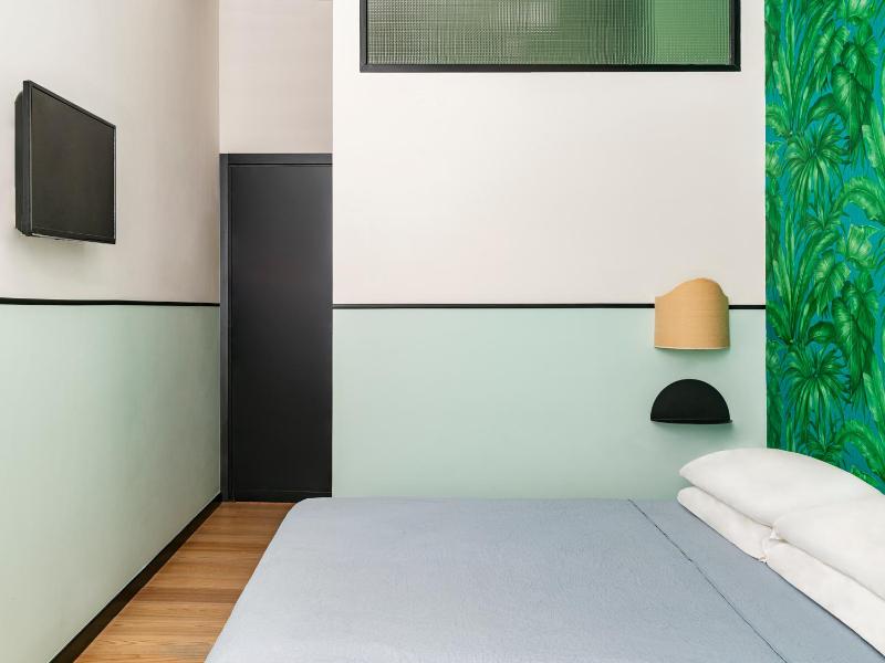 Double Room with Sea View image 1