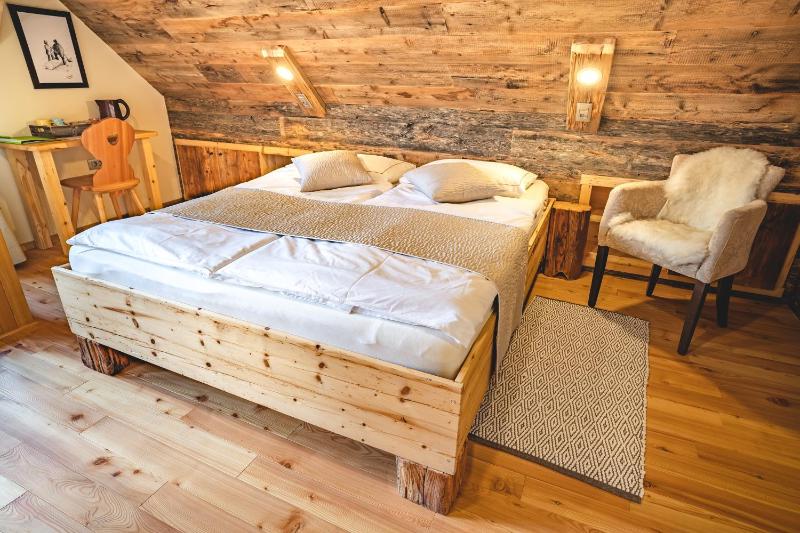 Superior Double Room image 1